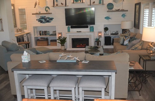 Destin House | Sleeps 24/10 adults, Pvt Beach, Lg Pool, Chef Ready, 4 free bch chairs