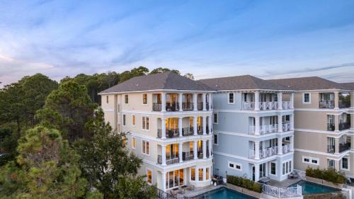 Palmetto Dunes House | Sleeps 24 Private Beach Boardwalk Infinity Pool 20 Bradley Cir by AvantStay