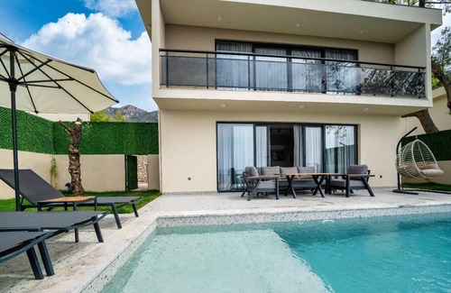 Faralya Villa | Sleeps 4, Sea View Villa - AWZ 274