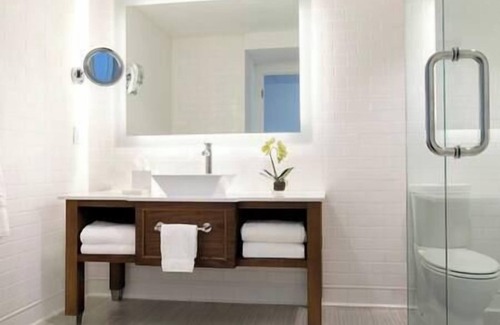 Key West Resort | Sleeps 6 | Lux Resort | Pool | Hot Tub | Concierge