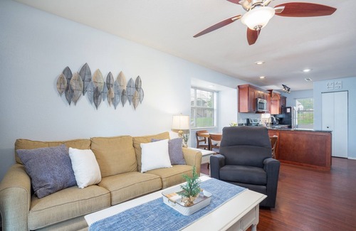 Indian Point Condo | Sleeps 8 | 2BR Condo | Pool + Hot tub | By SDC