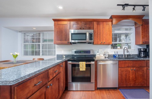 Indian Point Condo | Sleeps 8 | 2BR Condo | Pool + Hot tub | By SDC