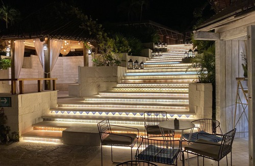 Puerto Juarez Resort | Sleeps 8. Jungle like Resort by ocean. Pools, restaurant, bars activities