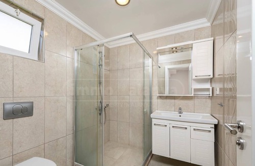 Alanya Villa | Sleeps 8, Large & Luxurious Villa Featuring a Private Pool - AWZ 256