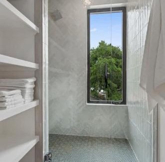 Barton Heights House | Sleeps 8 Luxury Home near Zilker
