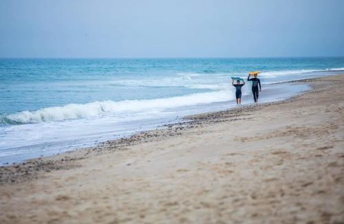East Orleans House | Sleeps 8 Minutes to Nauset Beach