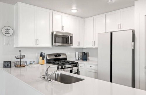 Nampa House | Sleeps 8! -No Cleaning Fee -4 Bedrooms-Perfect for Families!