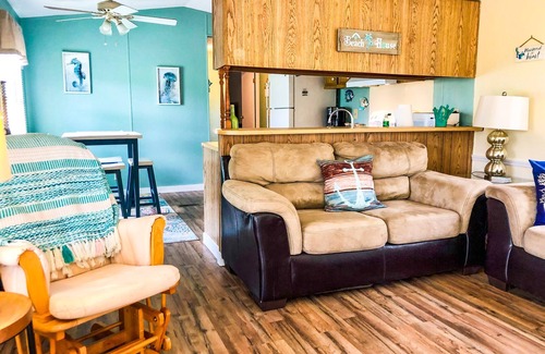 Marshallberg House | Sleepy Creek Retreat