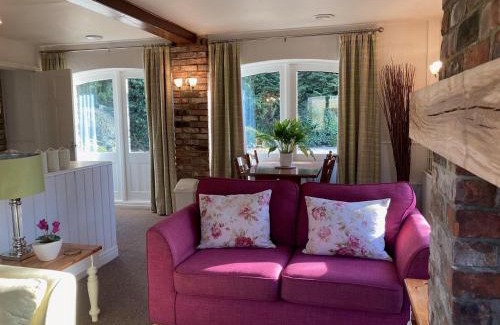 Lockton House | Sleepy Fox Cottage
