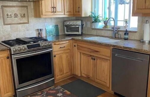 San Luis Obispo House | SLO Nice Near Beaches + Cal Poly + Downtown SLOnn