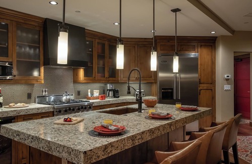 Steamboat Springs Condo | Slopeside Residence at One Steamboat Place w/Private Hot Tub - Panorama Peak #6