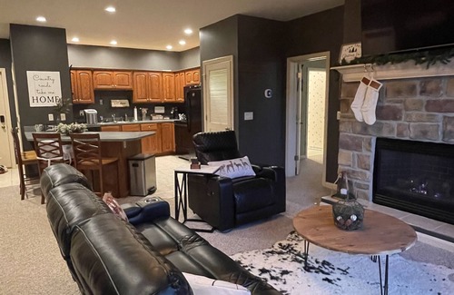 Clymer Condo | Slopeside, ski-in, ski-out condo perfectly set along run 24.