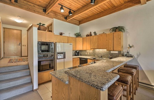 Snowmass Village House | Slopeside Snowmass Townhome w/Mountain Views!