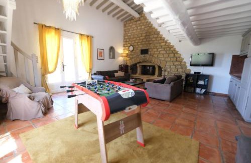 Saint-Chamas Villa | Slpendid villa with heated pool and Jacuzzi for 12 people in Saint-chamas
