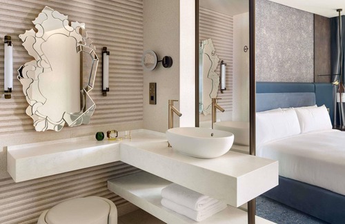 Sant Adria de Besos Hotel | SLS Barcelona