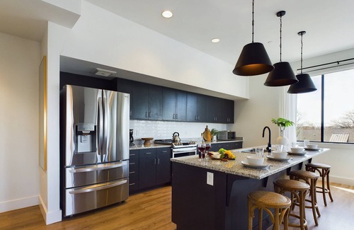Berry Hill House | Sly Fox-Private Balcony-12 South