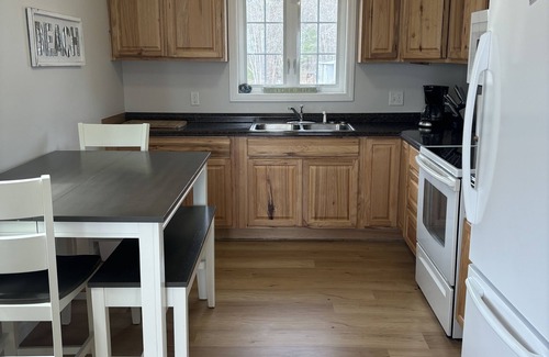 Wells Cottage | Smack Dab in the center of all the South Coast of Maine has to offer