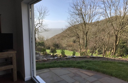 Crynant Cottage | Small cottage with wonderful sea view from the terrace, sleeps 2 to 4 adults