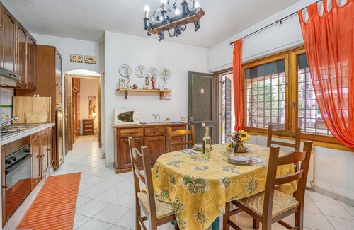 Anzio House | Small cottage with terrace near Anzio.