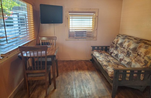 Shoshone County Cabin | Small Dry Cabin, just off of I 90 in beautiful Pinehurst Idaho
