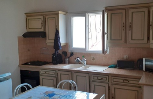Bernis House | Small house in the heart of the garrigue in the South of France