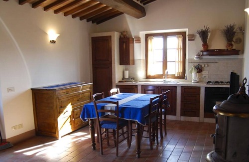 Cetona Villa | Small independent house. pool, veranda, BBQ