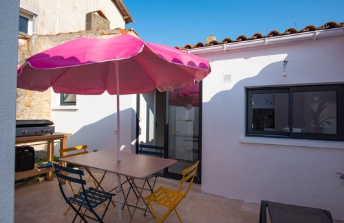 Saint-Pierre-d'Oleron House | Small renovated house with terrace in the heart of St Pierre d'Oléron