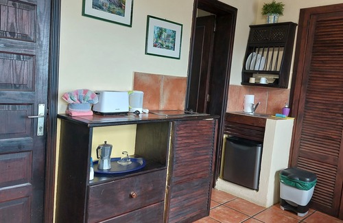 El Guincho Apartment | Small studio 15m² for single use with sea view