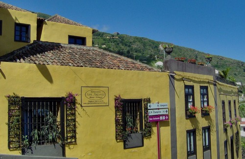 El Guincho Apartment | Small studio 15m² for single use with sea view