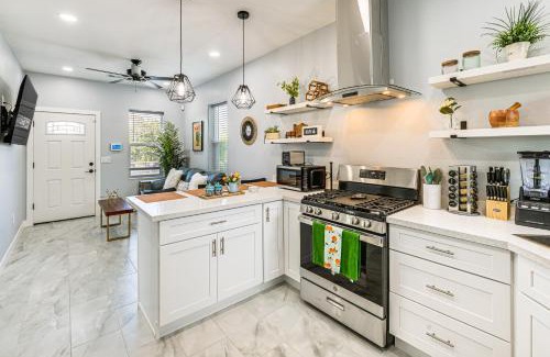 Madera House | Small-Town Charm and Patio Dining Home in Madera!