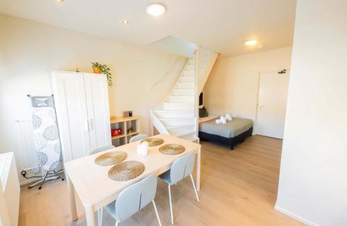 Stratum Apartment | Smart 50m2 One Bedroom Apartment - VW140C