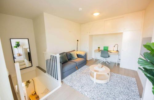 Stratum Apartment | Smart 50m2 One Bedroom Apartment - VW140C