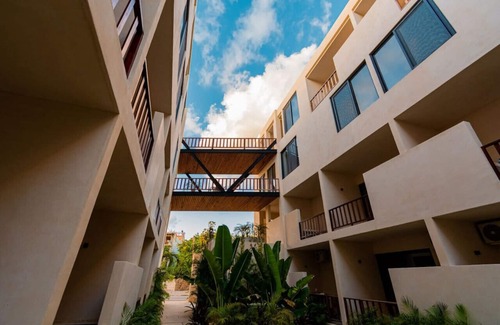 La Veleta Condo | Smart Depas La Veleta Luxury Apt D203