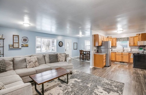 Northeast South Bend House | Smart Home 1 mile from ND & Eddy St