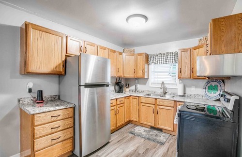 Northeast South Bend House | Smart Home 1 mile from ND & Eddy St