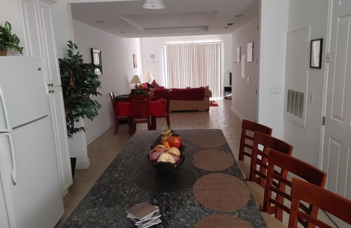 Kissimmee House | Smart home near Disney World, Universal Studios, Silver Spurs Arena