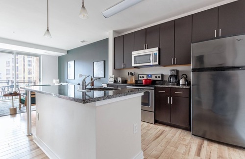 Near Northeast Apartment | Smart NoMa 1BR w/Gym, Doorman, Garden, nr. Capitol Hill, by Blueground