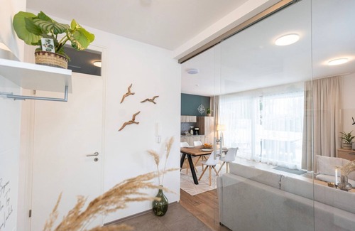 Bad Zwischenahn Apartment | SmartFewo: Storm-free | terrace | sauna | park - Residence by the small sea