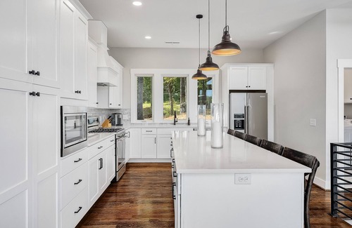 Crane Hill House | Smith Lake 5 Bedroom 5.5 bath with amazing view!