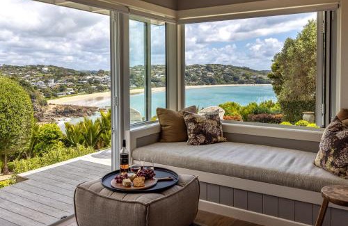 Oneroa House | Smiths Cottage - Stay Waiheke
