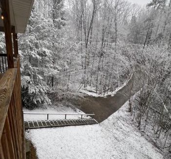 Cosby House | Smokey Mountain Retreat, hot tub, game room, sleeps 8!