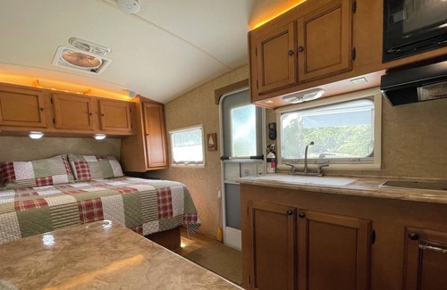Sylva House | Smoky Terrace - Blue Ridge Parkway