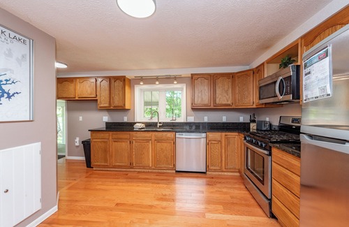 Swanton House | Smooth Sailing: Lakefront, Private Dock, Hot Tub, Grill, Fire Pit!