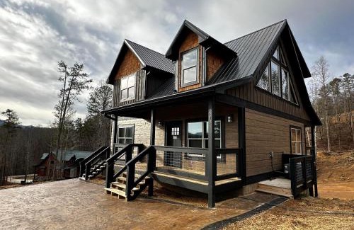 Gatlinburg - Pigeon Forge House | Smore Splashing