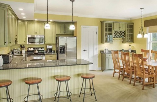 Jeffersonville Condo | Smugglers Notch 4-bedroom, 4 bathroom Presidential condo in the North Hill Comm.