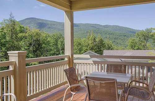 Jeffersonville Condo | Smugglers Notch 4-bedroom, 4 bathroom Presidential condo in the North Hill Comm.