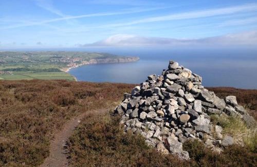 Ravenscar House | Smugglers Rock Cottages