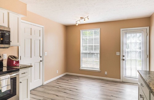 Smyrna House | Smyrna Home w/Private Yard: 25 Mi to Nashville!