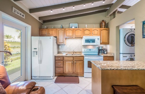 Anna Maria House | Snail's Pace: North End on Canal, Kayaks & Dog Friendly by Anna Maria Life Vacation Rentals