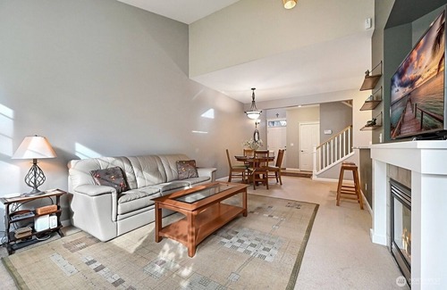 Snoqualmie Ridge House | Snoqualmie Ridge Charming 2-bedroom townhome